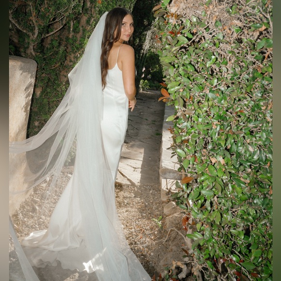 Katherine Tash Leda Gown - Picture 5 of 12